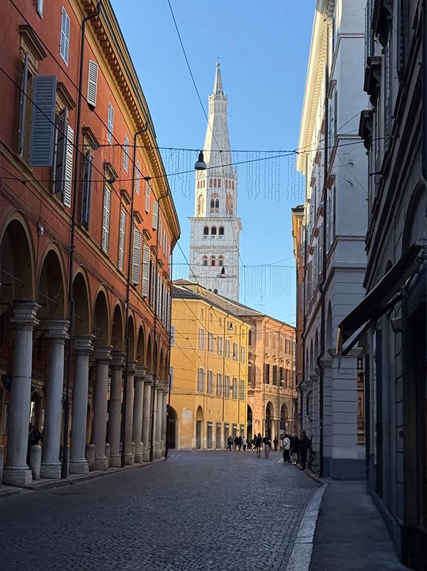 Modena via Emilia Cloud Based Avada Finance